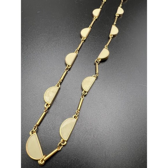 KATE Spade Scalloped Necklace - Picture 9 of 9